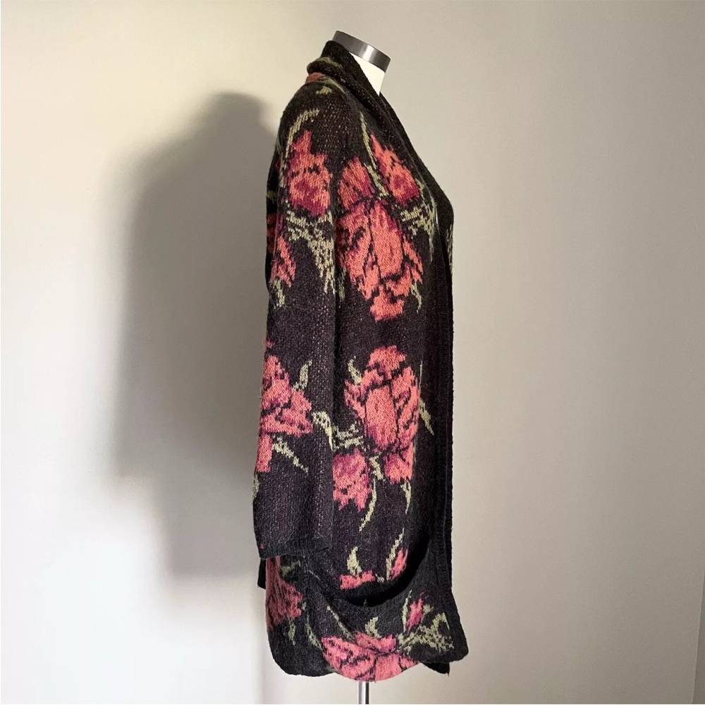Free People Flower Power Boho Knit Cardigan Sz LARGE Wool Alpaca Blend Red Black - Picture 3 of 15